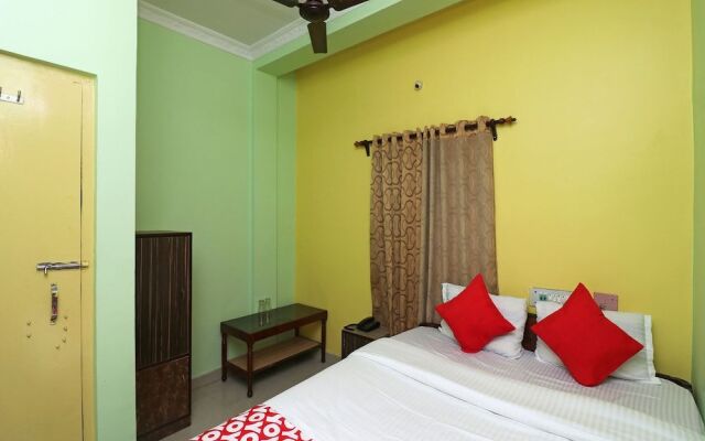 OYO 31004 Sadhna Inn