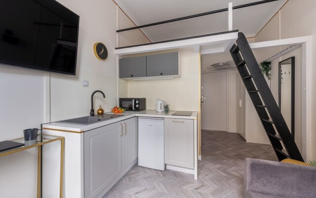 Sienna Modern Studio by Renters