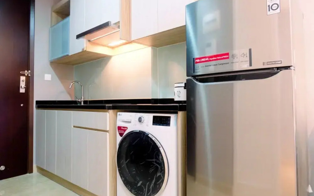 Elegant and Stylish Studio Menteng Park Apartment