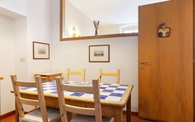 Spacious Apartment in Rapallo with Balcony