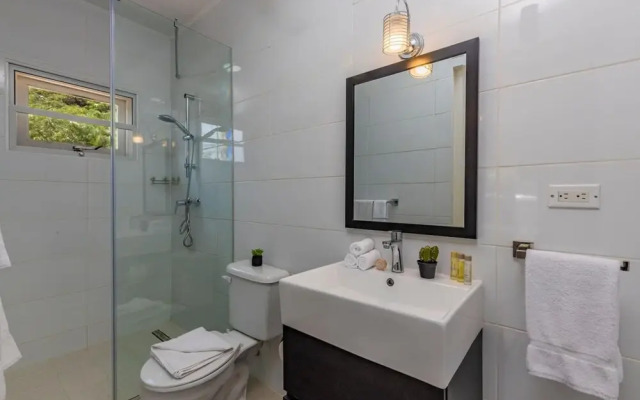 Outstanding Oasis 7BR 7BA Villa With Private Pool