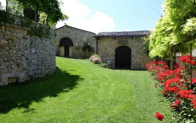 Vintage Castle in Monteriggioni Tuscany near Forest