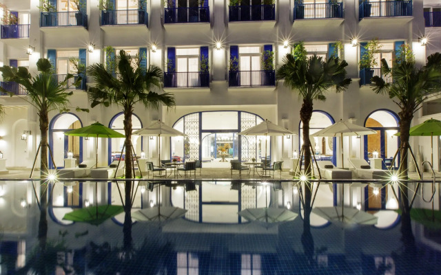 hotelImage