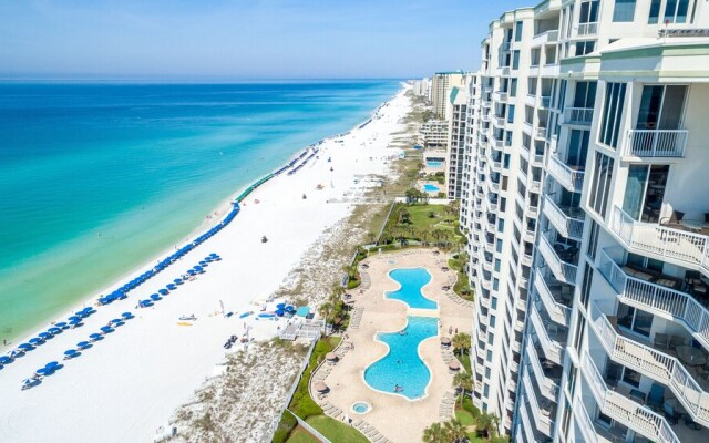 Silver Beach 1702e 3 Bedroom Condo by RedAwning