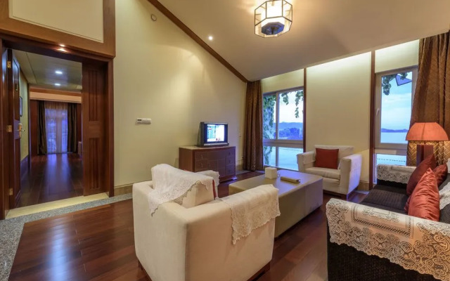 Qiandao Hu Kirin Peninsula Resort Villa