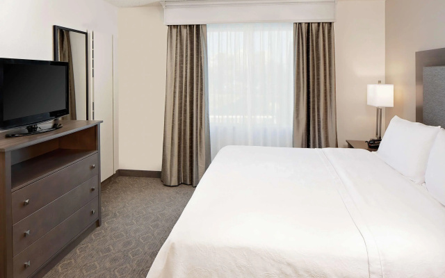 Homewood Suites by Hilton Dallas Market Center