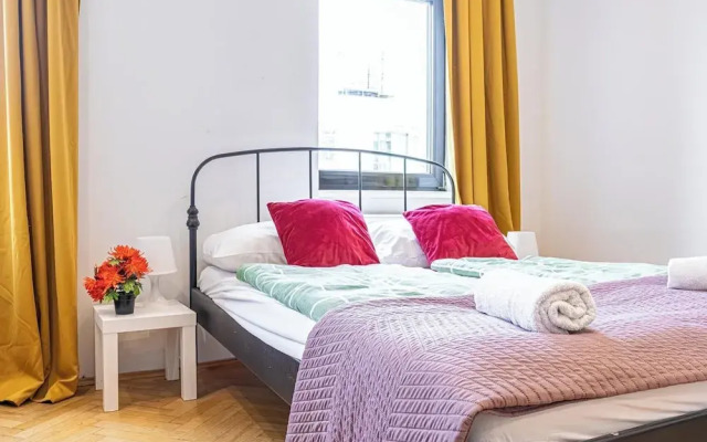 Cozy Room Near U6 Dresdner Subway Line