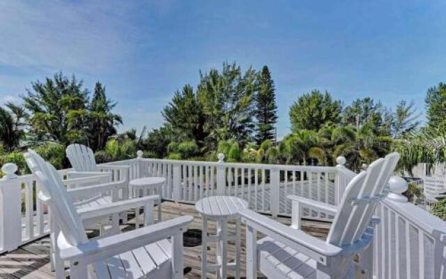 Palm Isle 3201 by RedAwning