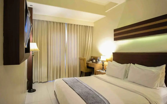 Sapphire Sky Hotel BSD City