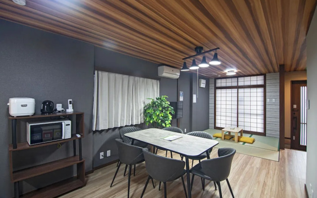 Nishinaka House