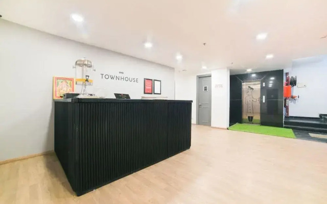 Oyo Townhouse 38136 Shivalik Mercantile Co-Operative Bank