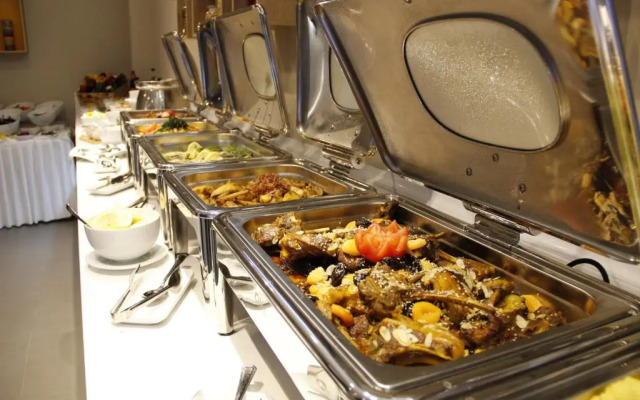 Golden Tulip Opera Alger