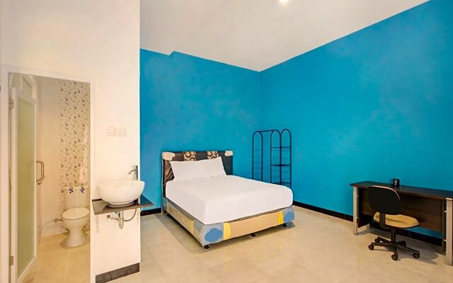 OYO Life 3987 Kost Aditya