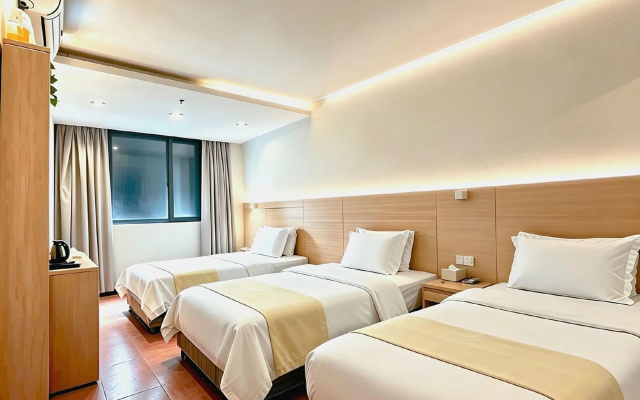 Longxiang Hotel – Guest Rooms – Zhuhai