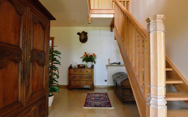 Spacious villa in Zingem with garden