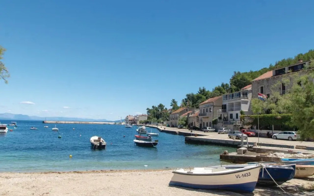 Nice Apartment in Prigradica With 3 Bedrooms and Wifi