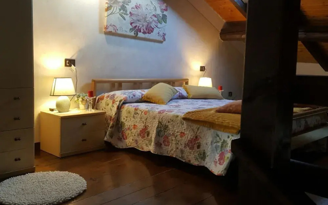 Apartment by Lago D'idro With Balcony