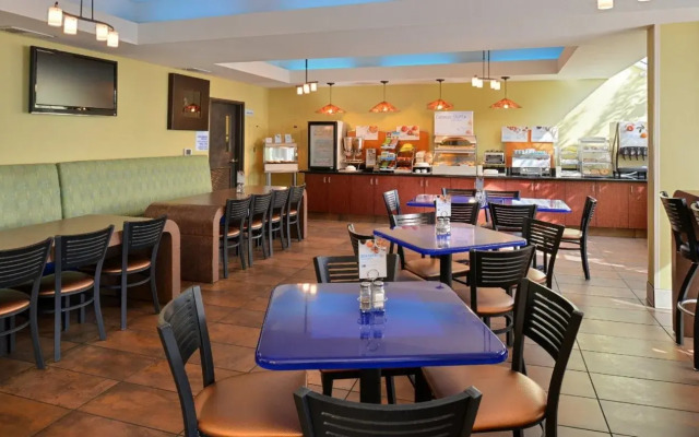 Holiday Inn Express Hotel & Suites Berkeley by IHG