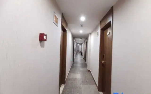 100 Inn Liangpin Hotel (Shanghai Chedun Film City)