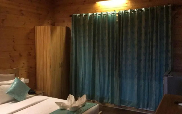 Casa Seaesta Beach Cottages and Suites