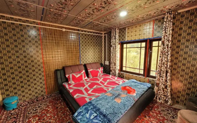 OYO Apple Garden Guest House