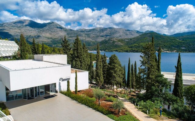 Hotel Osmine D.O.O.
