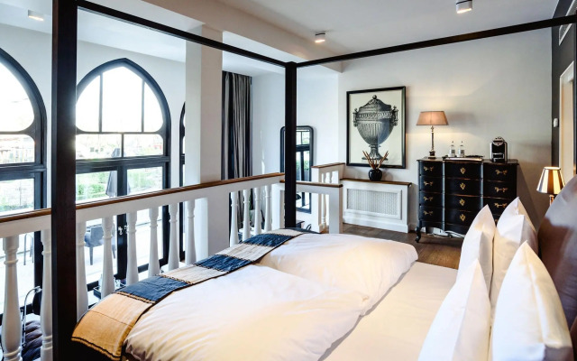 Nimb Hotel