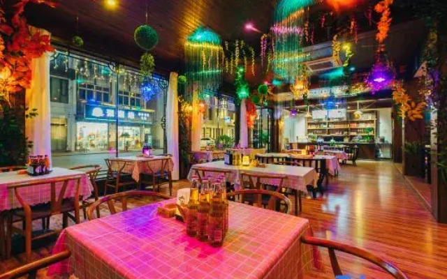 Wuzhen Xixiulan Hotel