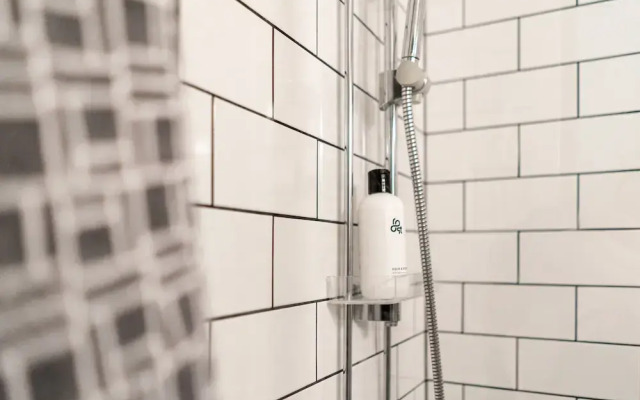 Helsinki home by Johanna Gullichsen