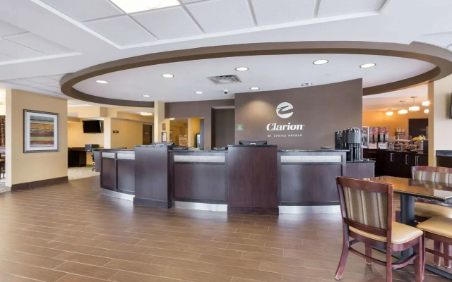 Clarion Hotel