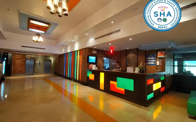 The Seasons Bangkok Huamark