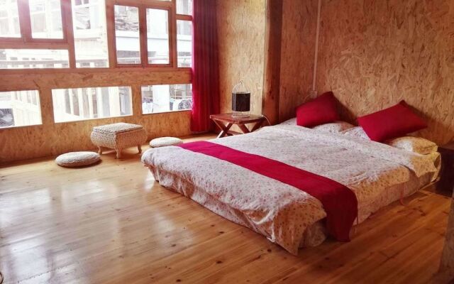 Zhaoxing Ruyuan Family Inn