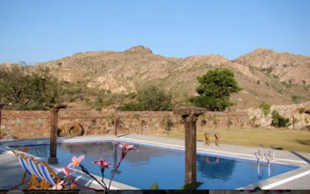 Aravali Silence Lakend Resorts & Adventures