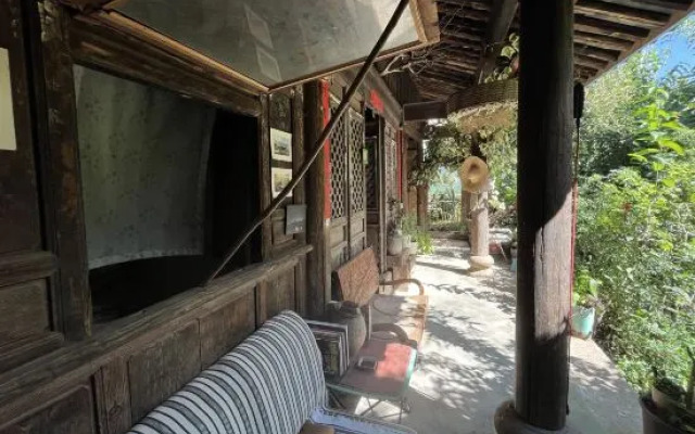 Up Air Guest house