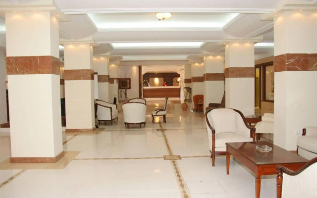 Crithoni's Paradise Hotel