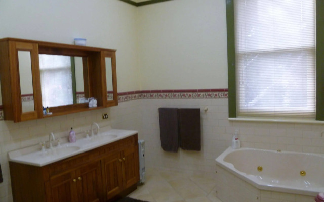 Donalea Bed & Breakfast