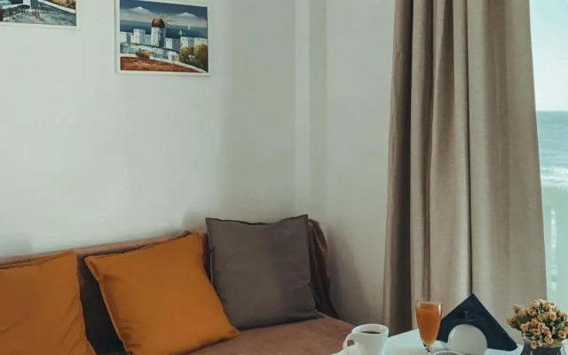 Stella Apartments