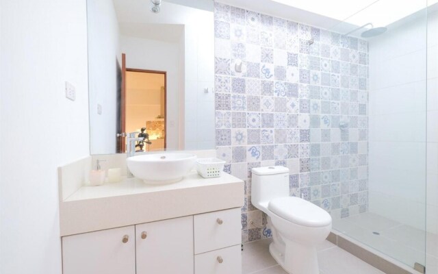 Modern 1 BR Barranco Apartment High Floor