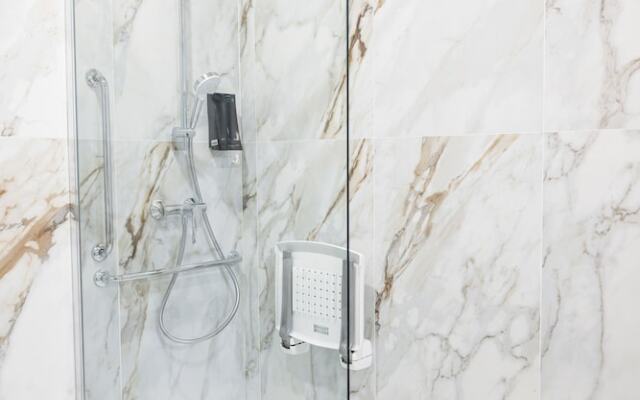 C'est La Vie Boutik Swieqi