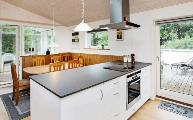 6 Person Holiday Home in Jerup
