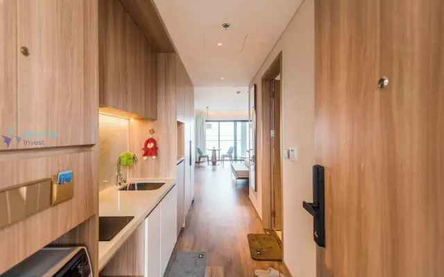 Blue Kites Residence by A La Carte