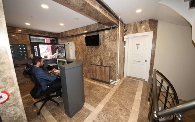 Taksim Corner Suite