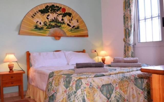 Molino Blanco Apartment 6 - Facing Park