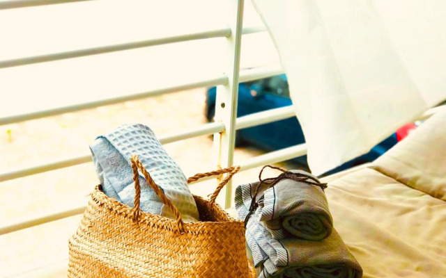 Sweet & cosy room next to the beach