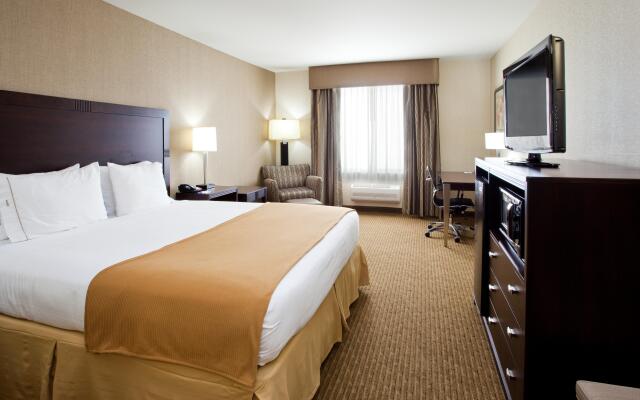 Holiday Inn Express Hotel & Suites Fresno South by IHG