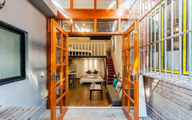Qiyu Homestay - West Nanjing Road Branch