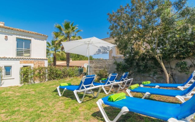 BAHAMAS 1 - Villa with private pool in Son Serra de Marina. Free WiFi