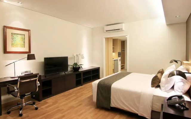 Delonix Hotel Karawang