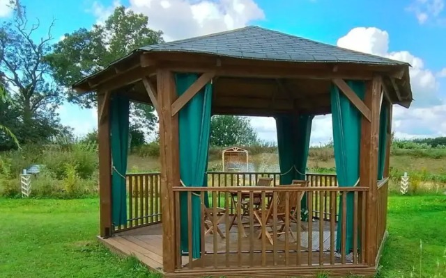 Beautiful 1-bed Cabin in Newmarket