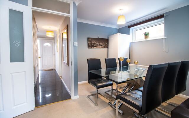 Benson Close Serviced Accommodation